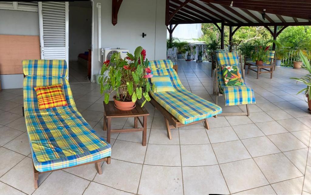 Haut De Villa Chez Ghighi Riviere-Pilote Экстерьер фото